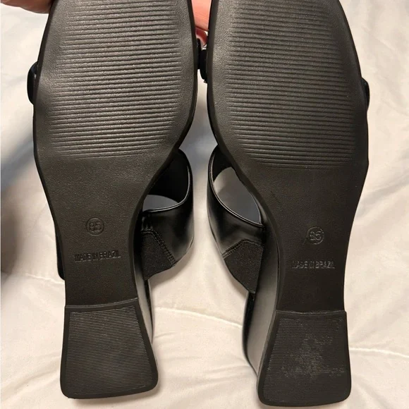 Anne Klein wedge slip on. - Picture 4 of 6